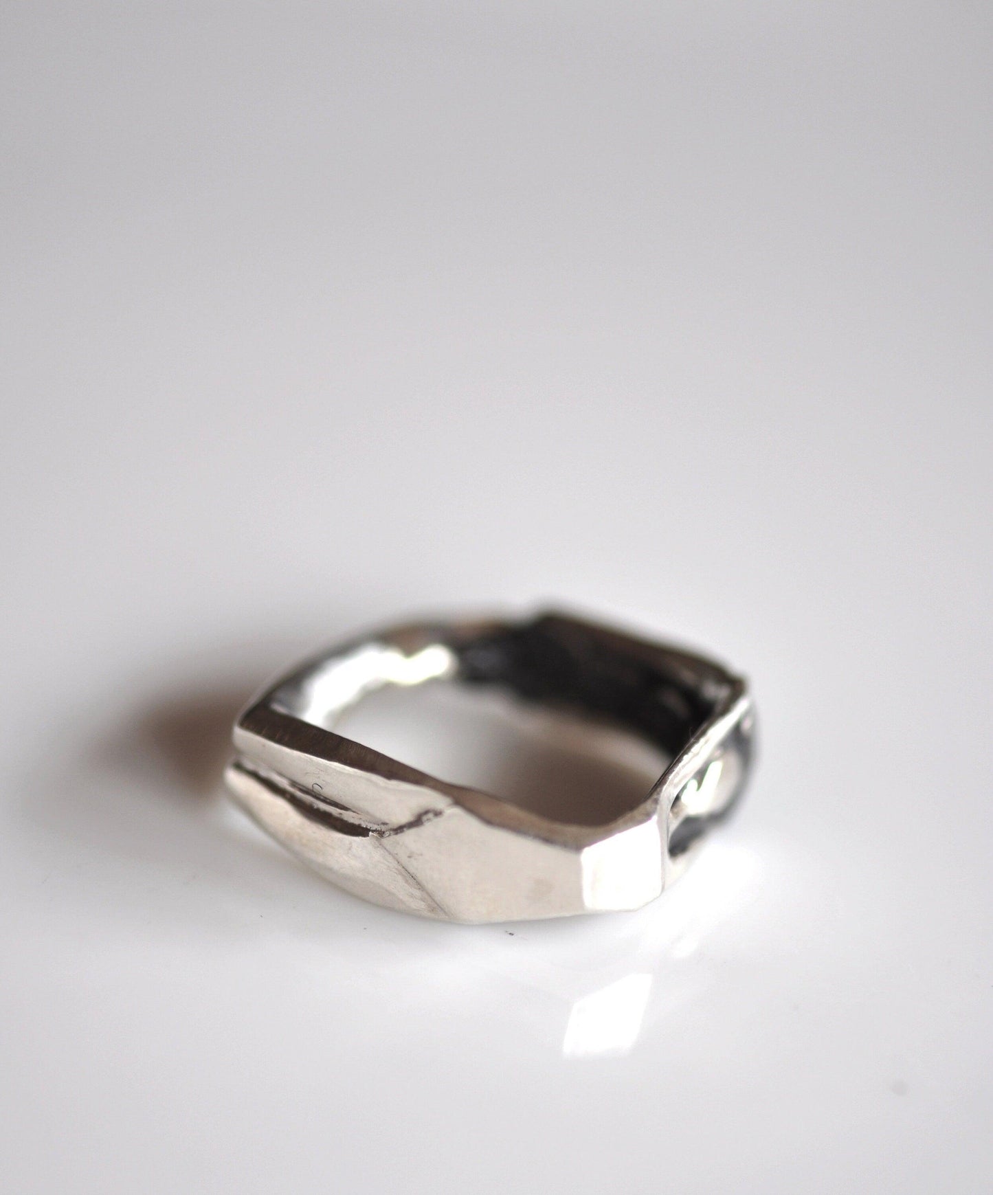 Elegant Female Silhouette Design Ring In Sterling Silver